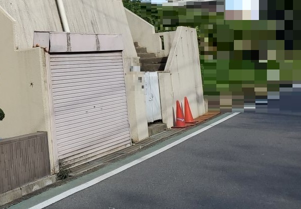 外付けシャッター取替工事　施工前